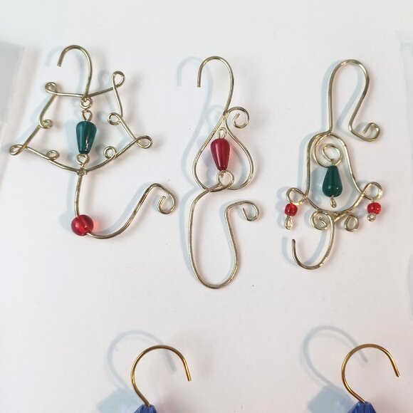 Lot of 51 Vintage Ornament Hangers - Picture 3 of 3